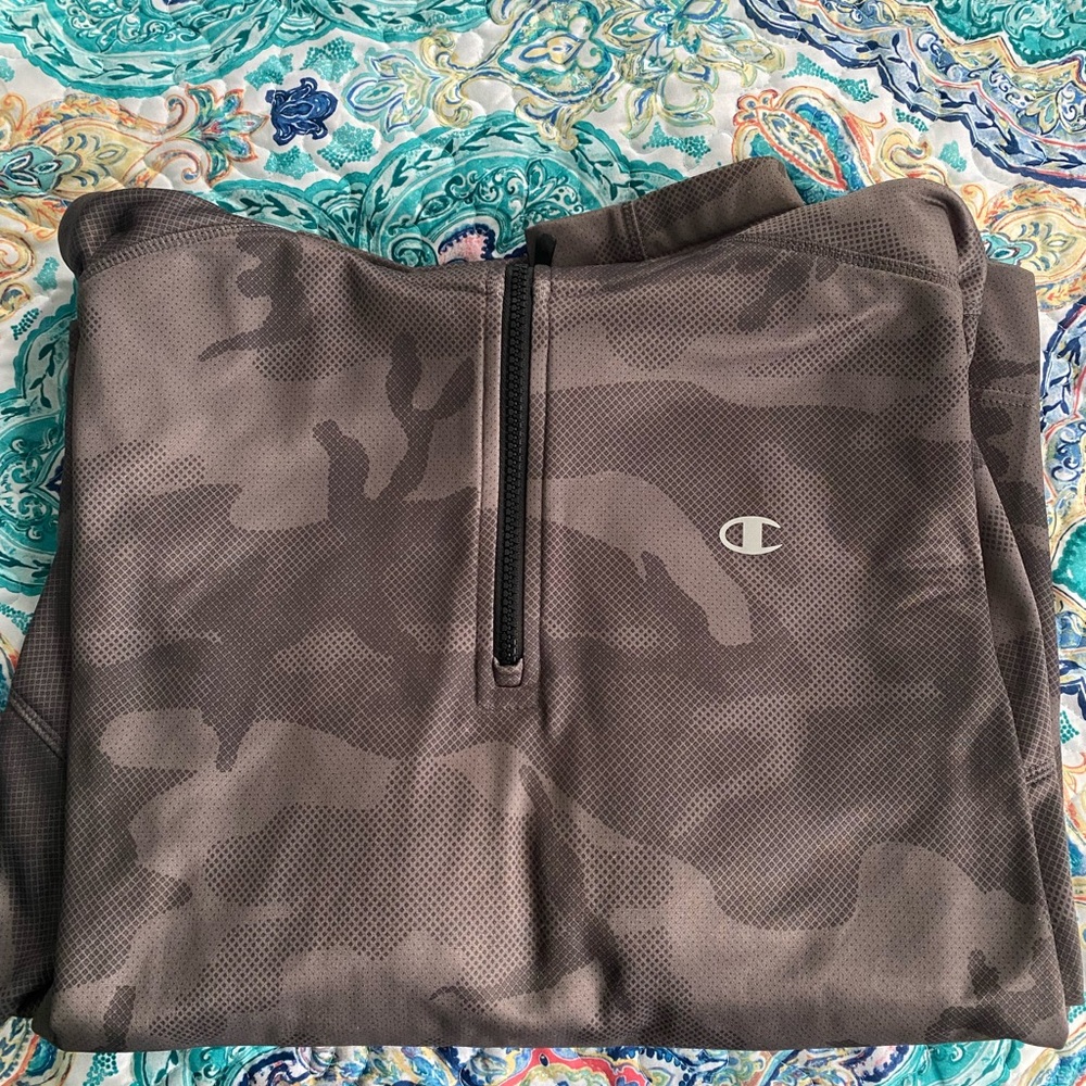 Champion quarterzip hoodie!